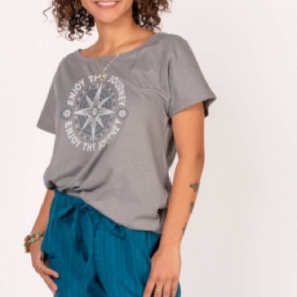 NEW enjoy the journey graphic top soul flower - Picture 3 of 9